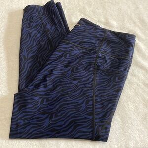 Victoria Secret Black & Blue Tiger Striped Leggings